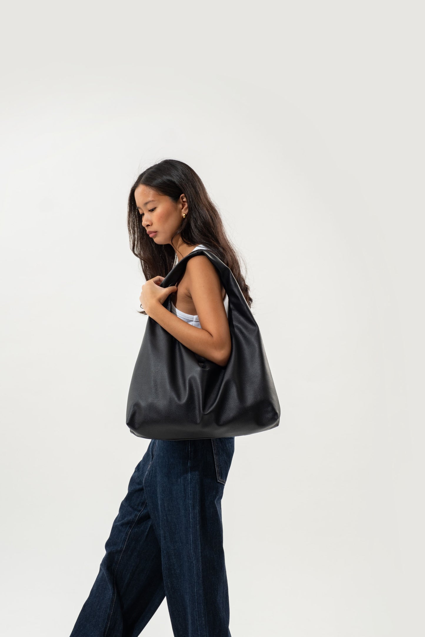 Large Hobo Bag in Charcoal (On Hand)