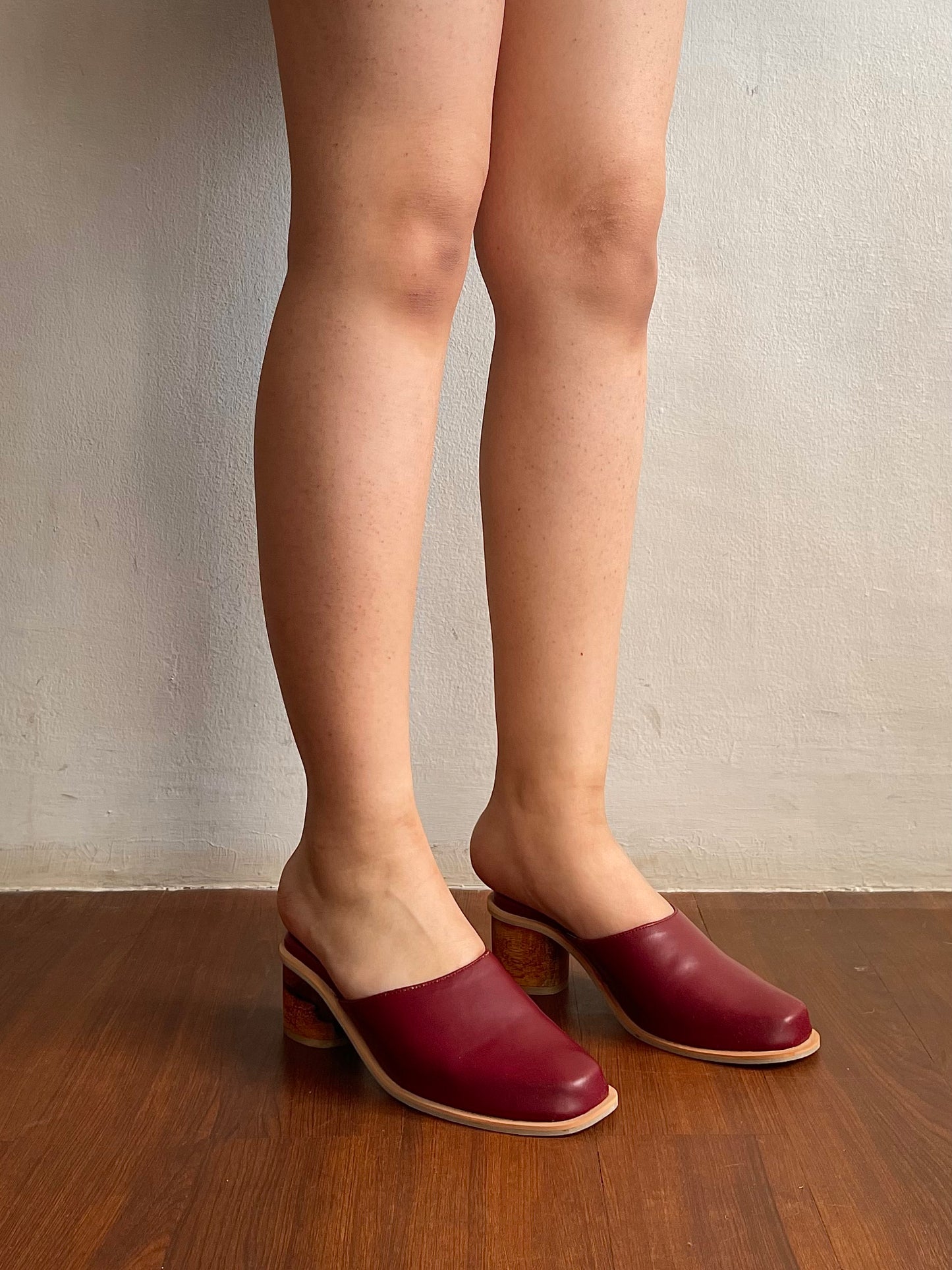 Sample 021: Mules in Oxblood - Size 5