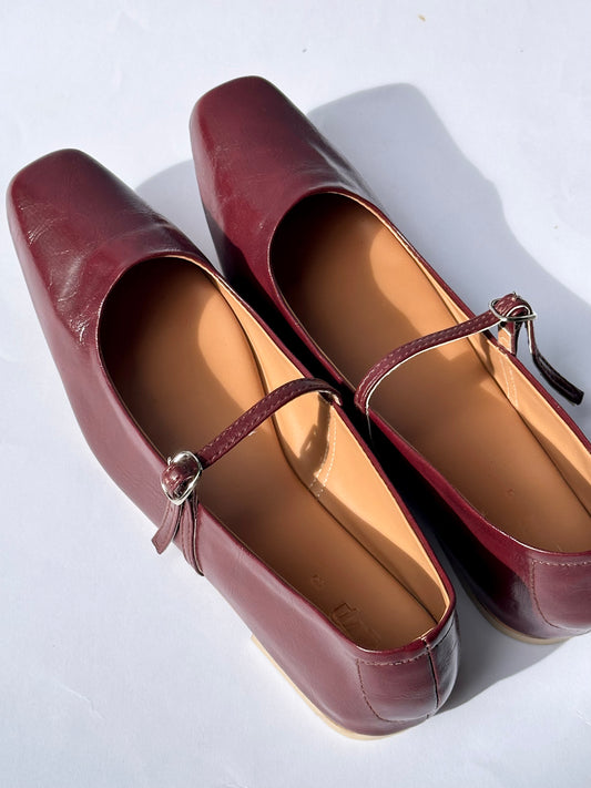 Roberta Mary Janes in Washed Cherry Mocha